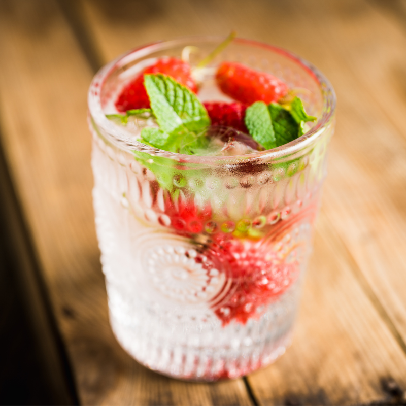 strawberry mojito rum cocktail